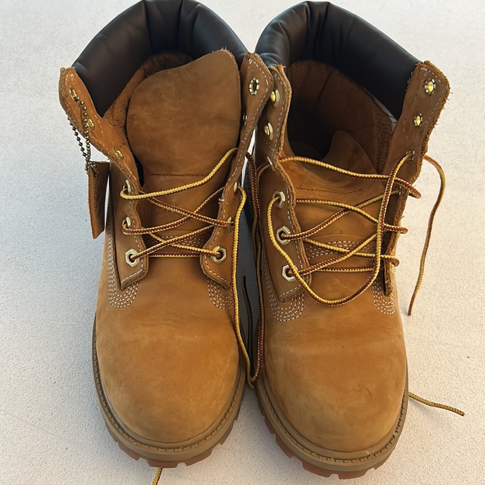 Timberland’s - Picture 5 of 8